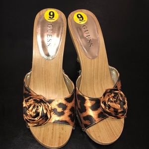 Guess Cheetah prints heels Size 9M